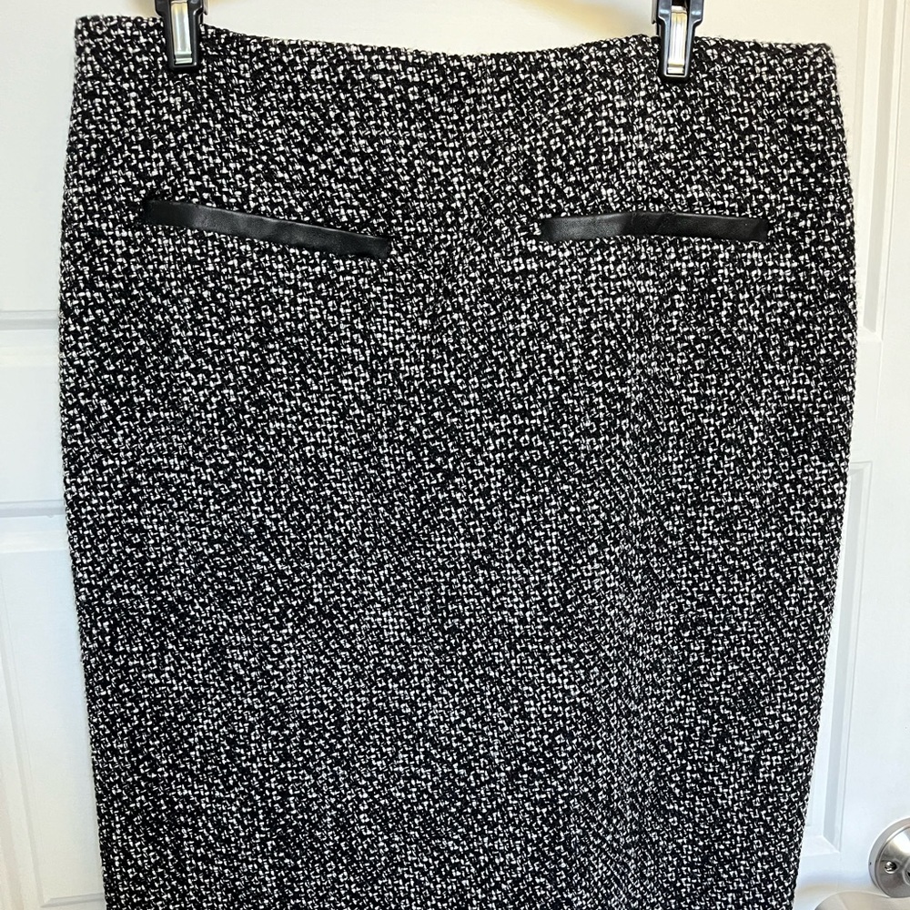 Atelier Luxe Boutique pencil skirt